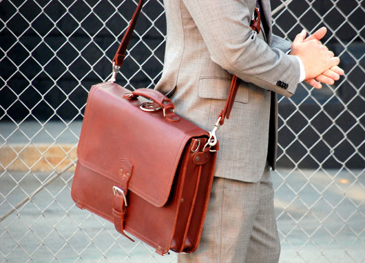saddleback leather thin briefcase