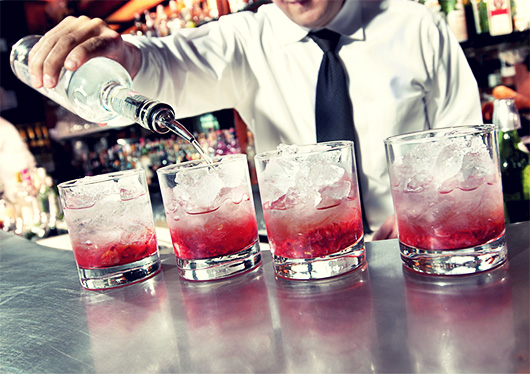 how much to tip a bartender