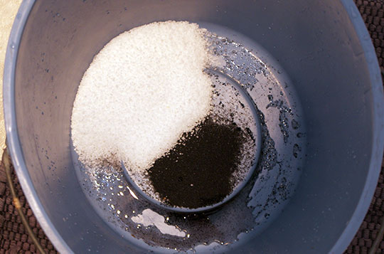 RIT Gray Dye in a bucket