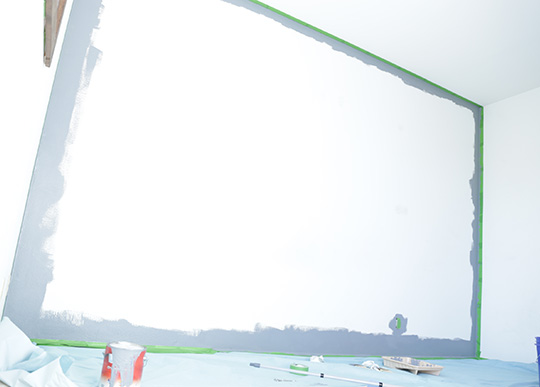 Paint a wall Cutting In