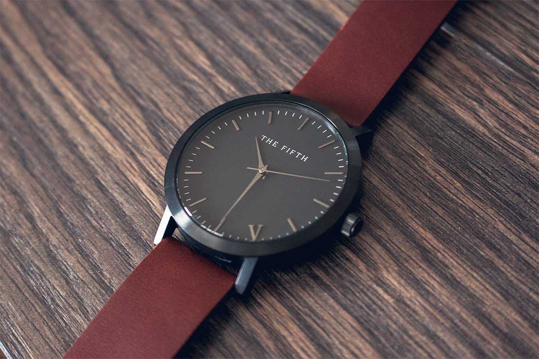 The 5th Watches Black and Tan