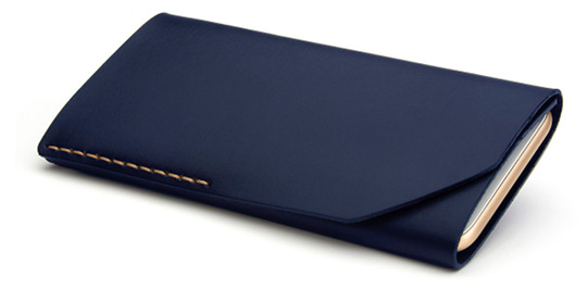 Bison Made iPhone wallet