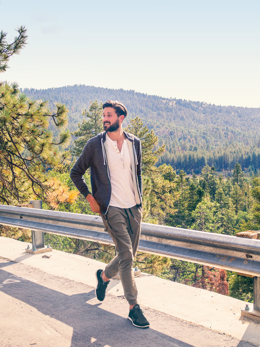 men joggers outfit ideas