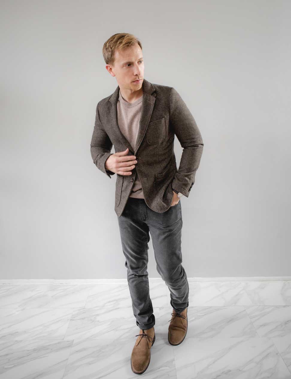 men cashmere sweater with blazer fashion outfit