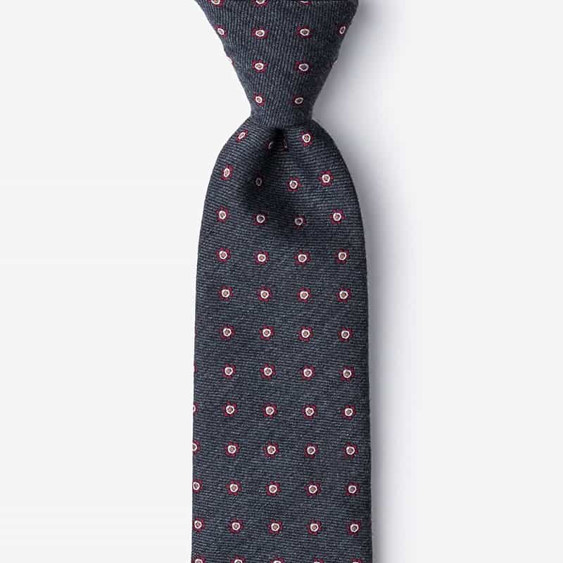 Dotted tie