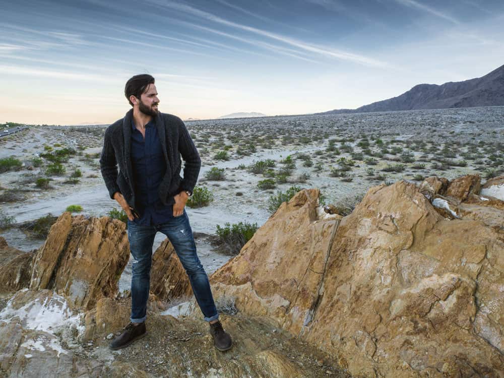 Shawl collar cardigan men fashion in desert