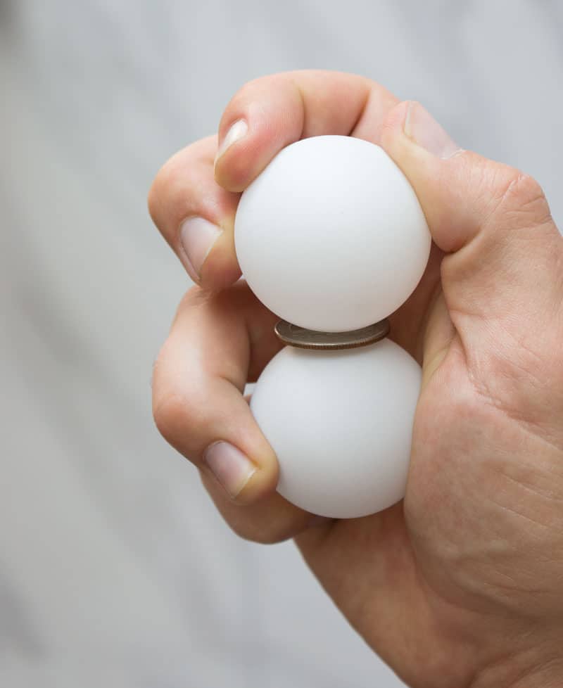 egg-crack-one-hand-ping-pong-ball egg crack one hand with ping pong ball and quarter