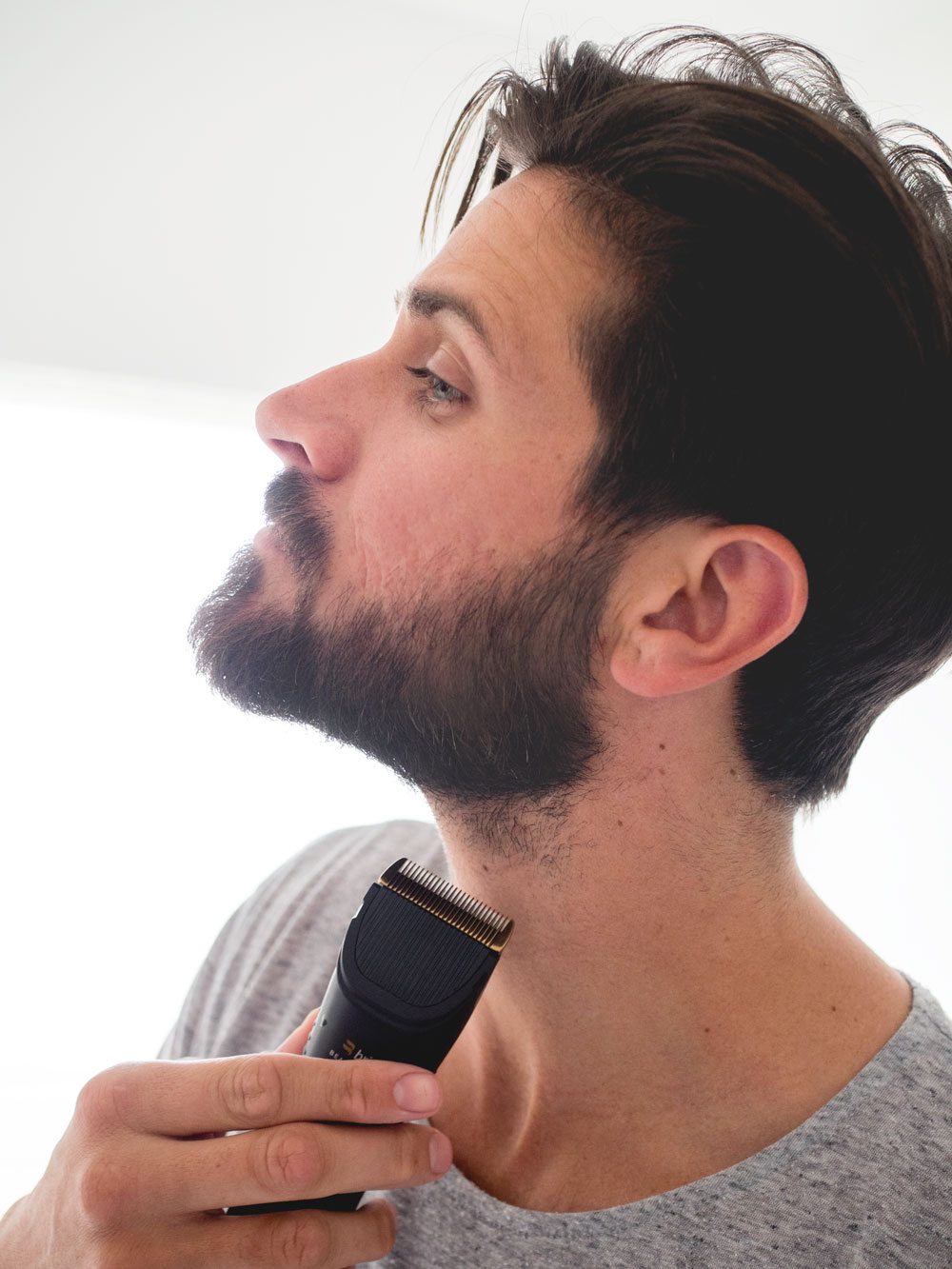 where to shave your beard line on your neck