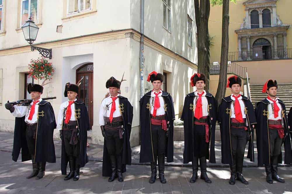 cravat cravat history of the tie