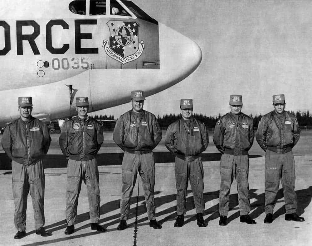 history-bomber-jacket history of the bomber jacket