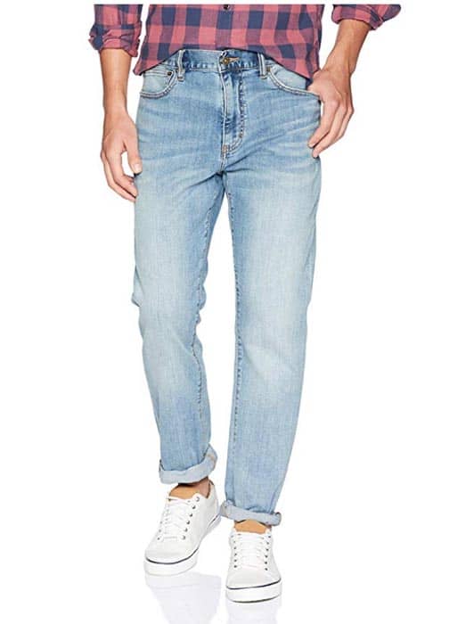 lightwash athletic fit jeans