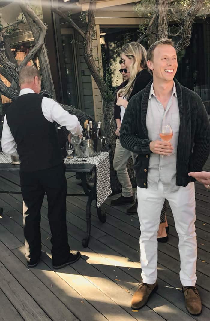 Men shawl collar sweater white jeans suede boots linen shirt