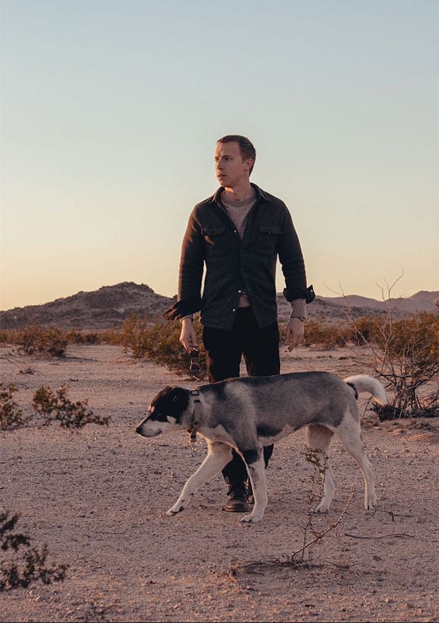 shirt-jacket-getup-1 men shirt jacket neutral outfit sweater black jeans brown boots outfit idea
