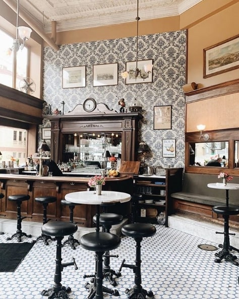 comstock saloon best old fashioned