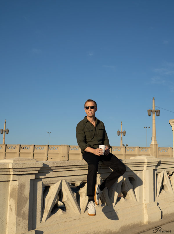 green flannel shirt black pants gum sole sneakers men casual outfit ideas