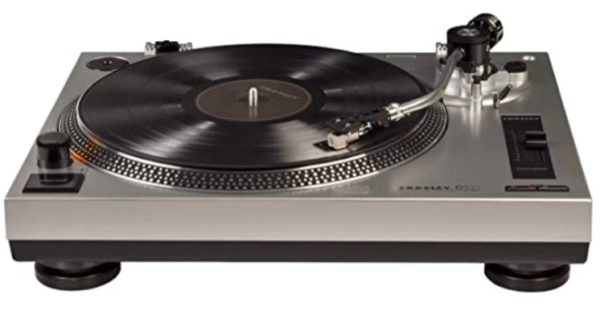 crosley turntable fathers day gift guide.jpg