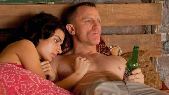 james bond drinking Heineken beer