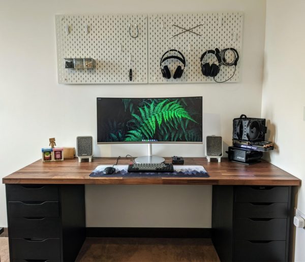 station ikea desk hack
