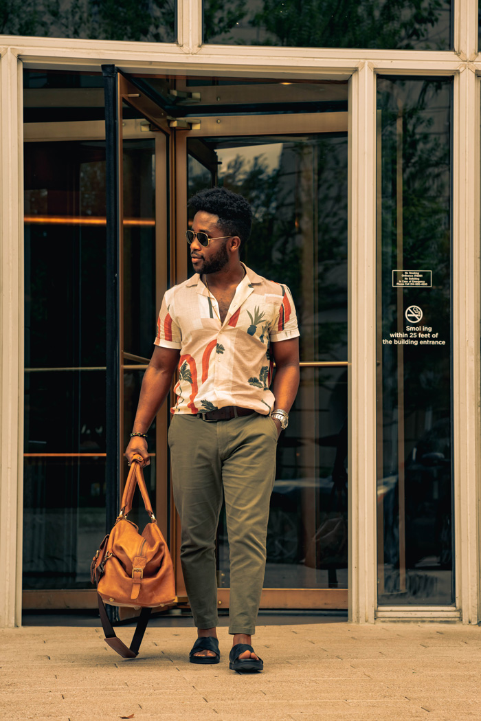 camp-collar-shirt_2 camp shirt outfit with chinos and sandals