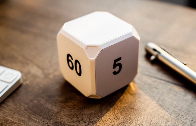 Time cube desk timer