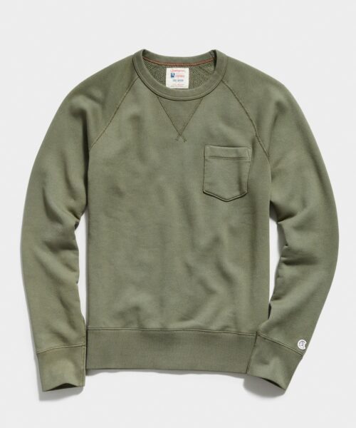 olive green long sleeve sweatshirt with front pocket