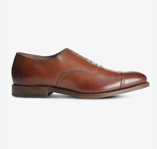 image of dark red brown cap toe oxford shoe