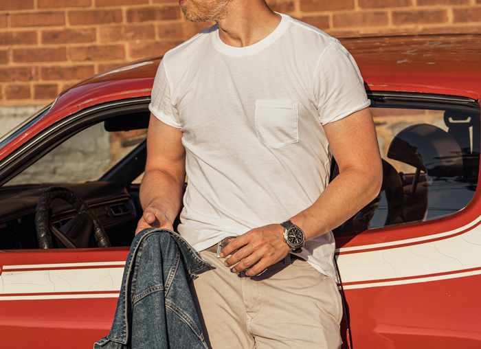 white pocket t-shirt men