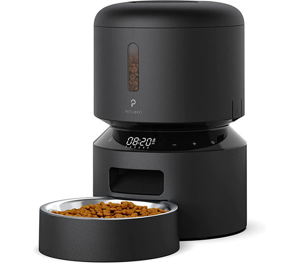 an automatic cat feeder dispenser machine