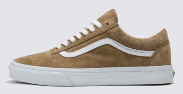 vans suede low top shoes