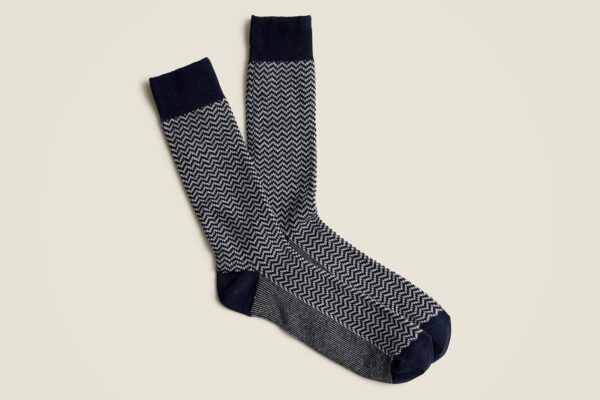 zigzag pattern socks