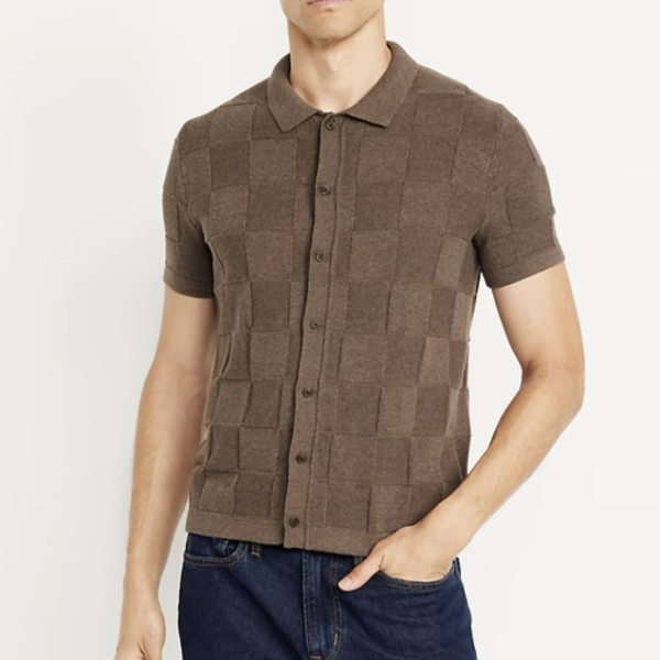 man waring a textured short sleeve button down sweater